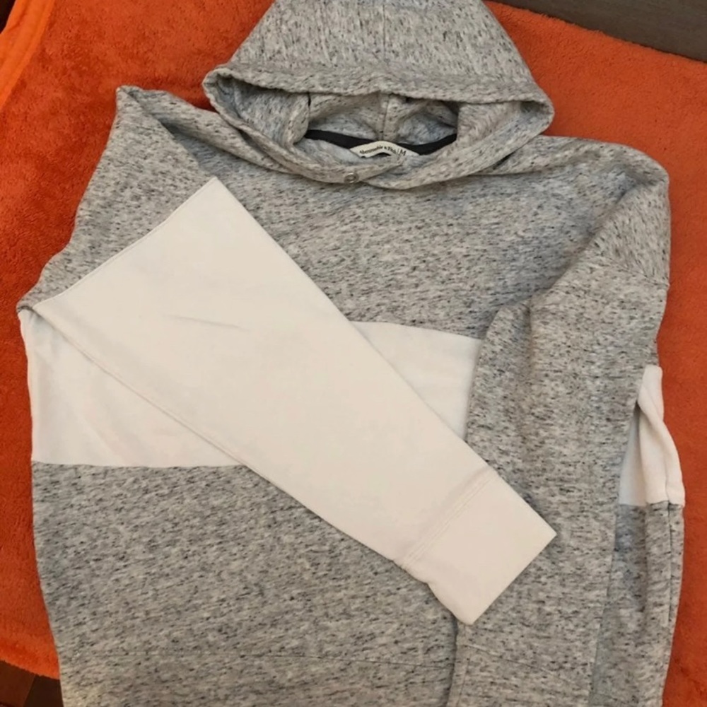 OVERSIZED BOYFRIEND HOODIE